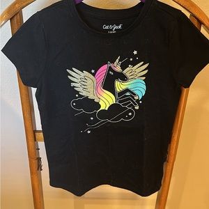 Cute unicorn tee !